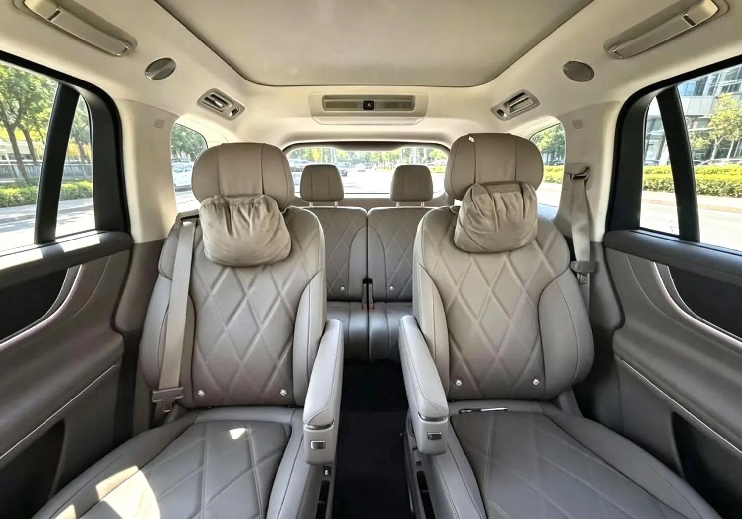 AITO 2025 Model AITO M9 Range-Extended Ultra Version 52kWh 6-Seater Automatic 7