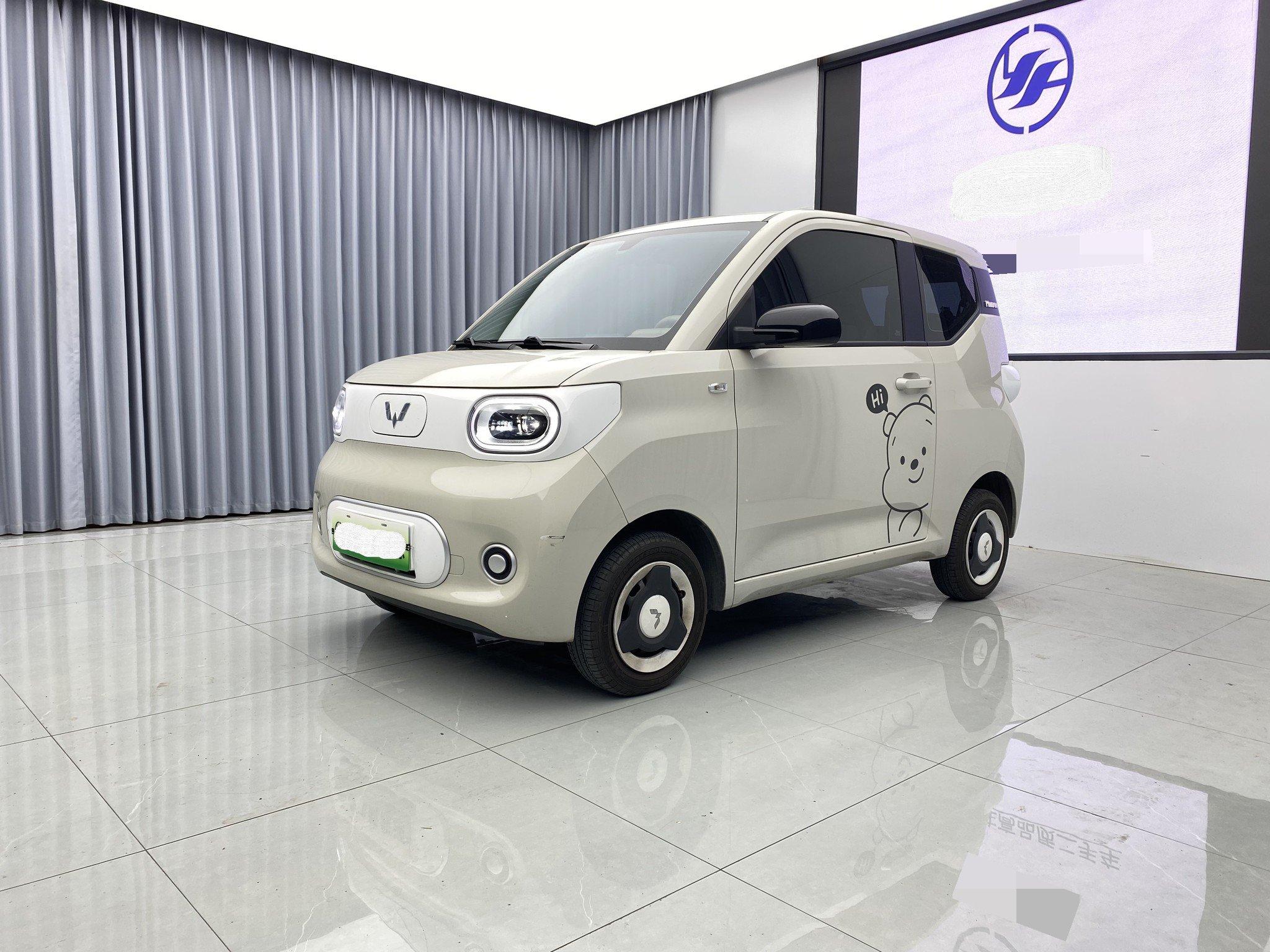Open image lightbox: WuLing 2024 HongGuang MINI EV 215km Youth Edition Automatic