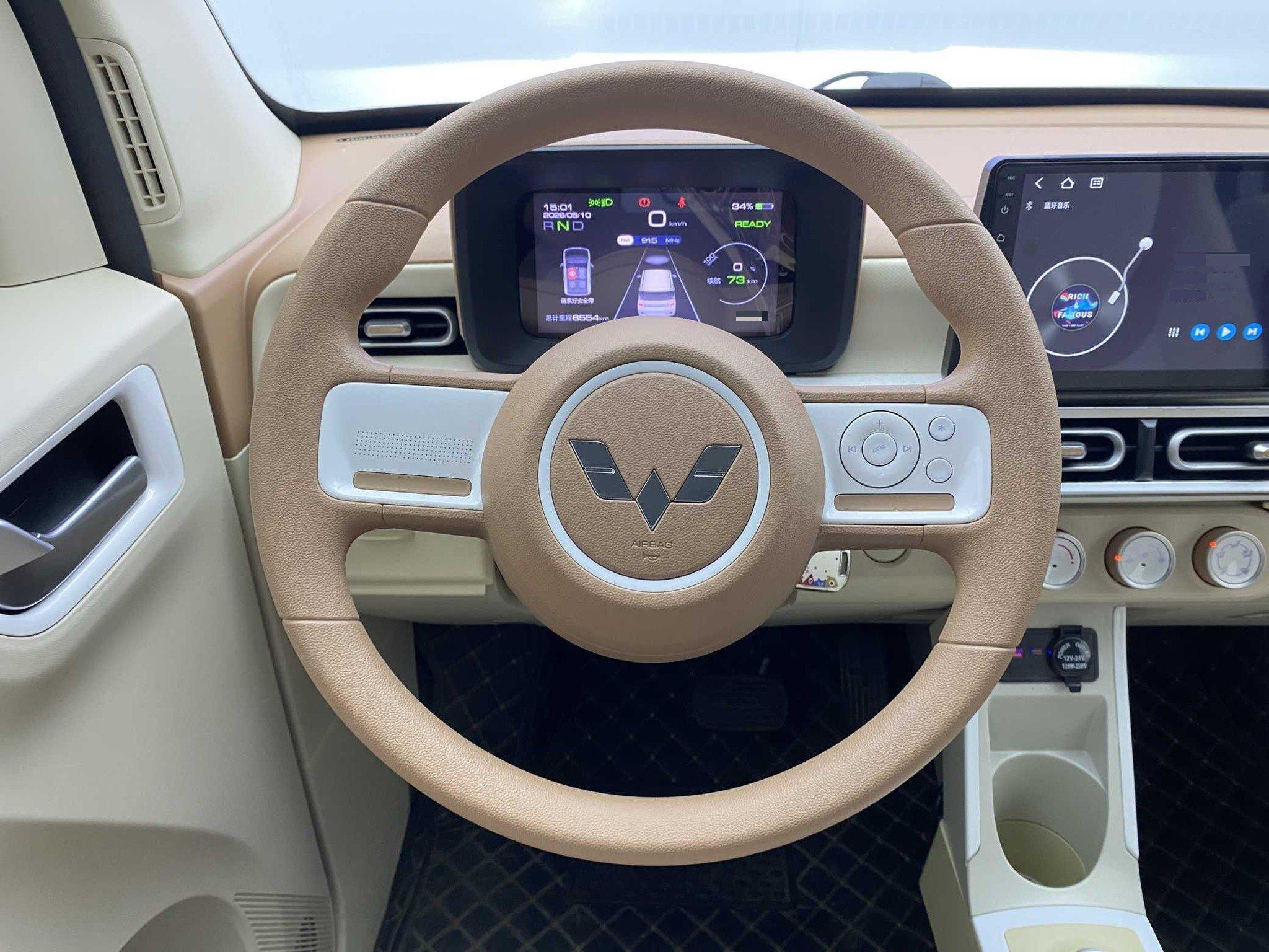 WuLing 2024 HongGuang MINI EV 215km Youth Edition Automatic 11