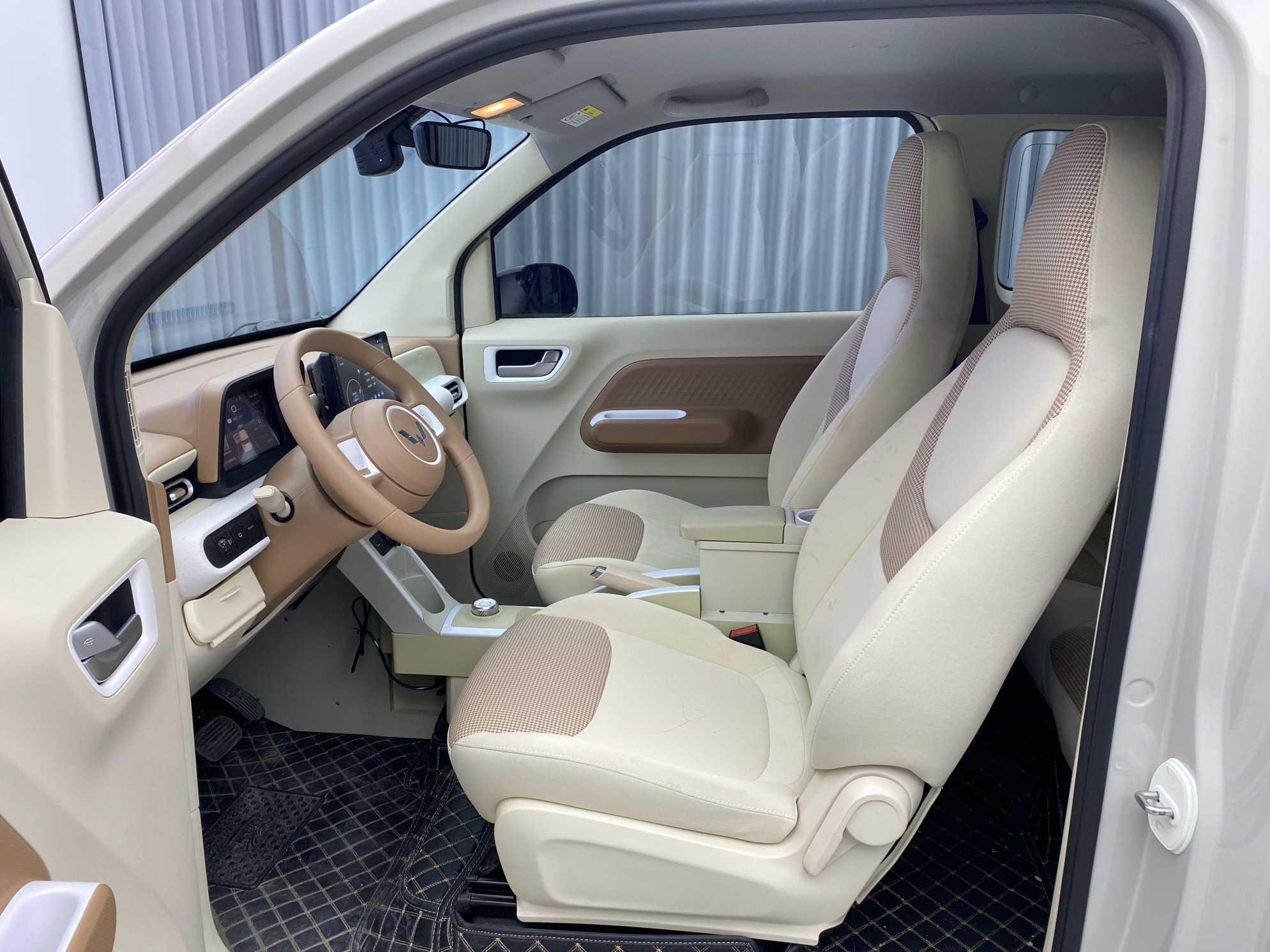 WuLing 2024 HongGuang MINI EV 215km Youth Edition Automatic 8