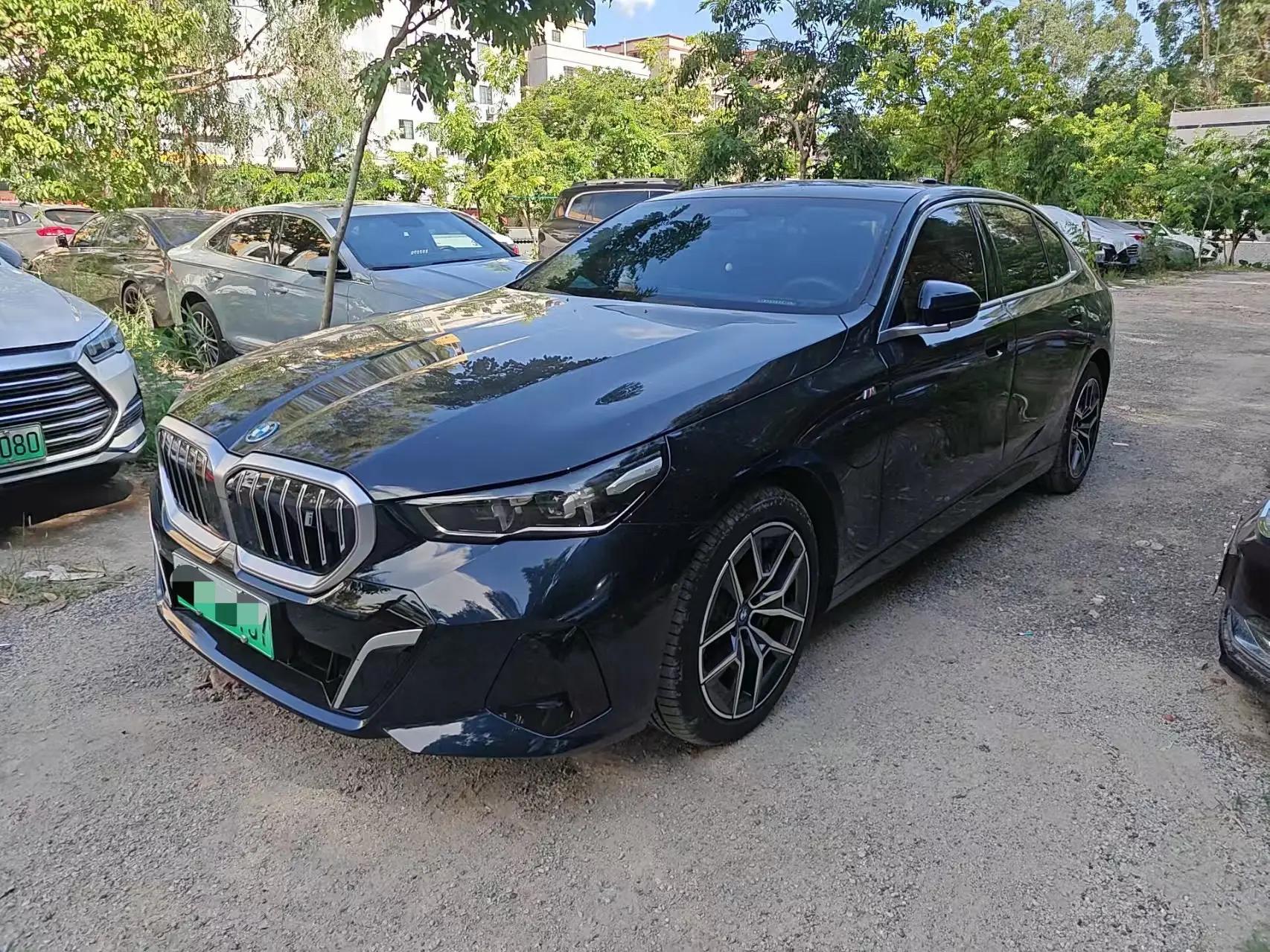 BMW i5 2024 eDrive 40L M Sport Suit
