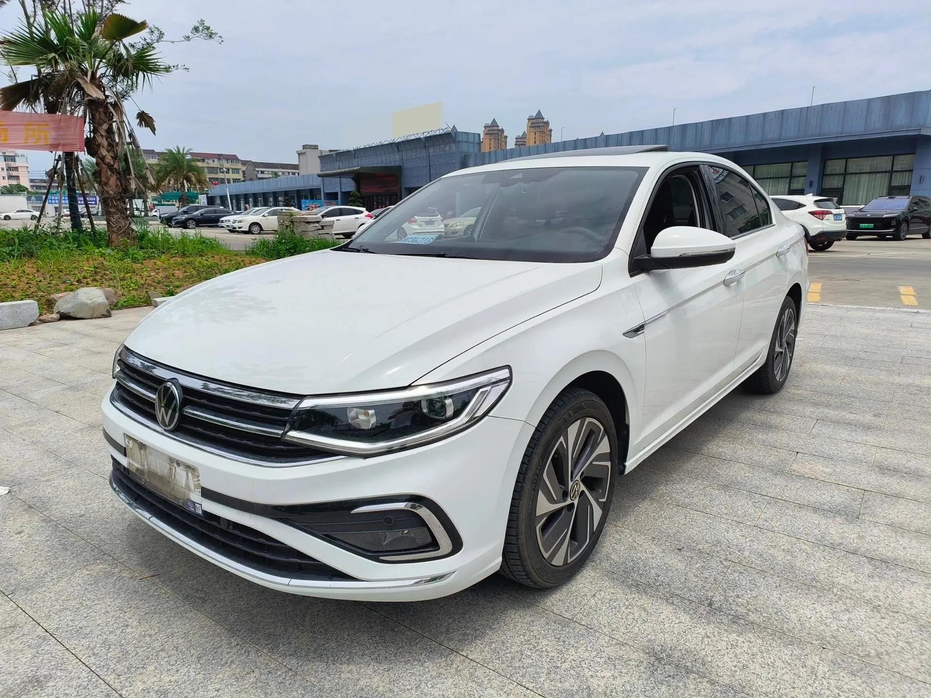 Bora 2023 300TSI DSG Basic