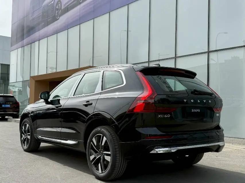 Volvo XC60 2024 B5 4WD Zhiyuan Deluxe Edition 7
