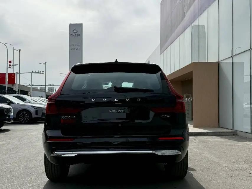 Volvo XC60 2024 B5 4WD Zhiyuan Deluxe Edition 8