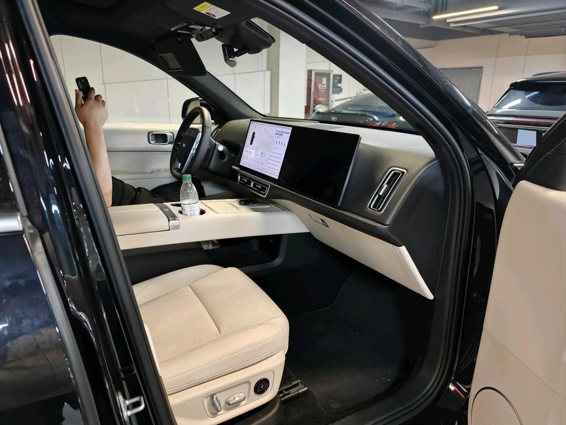 Li 2025 L6 Pro Intelligent Refreshed Version Automatic Transmission 5