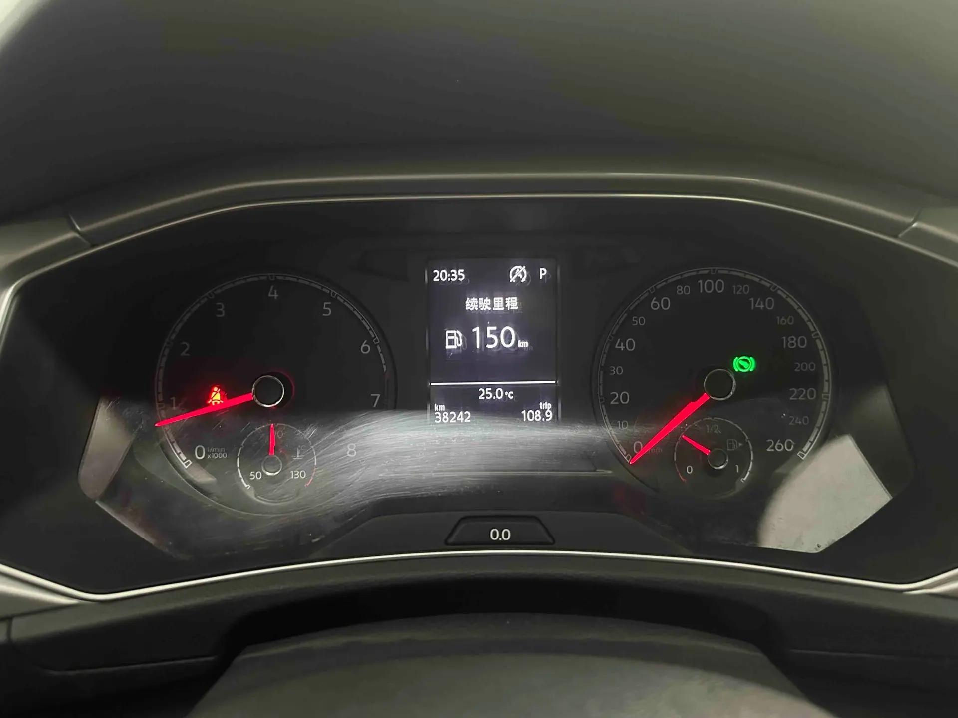 T-ROC Tange 2022 280TSI DSG Two-Drive Elite PLUS 19