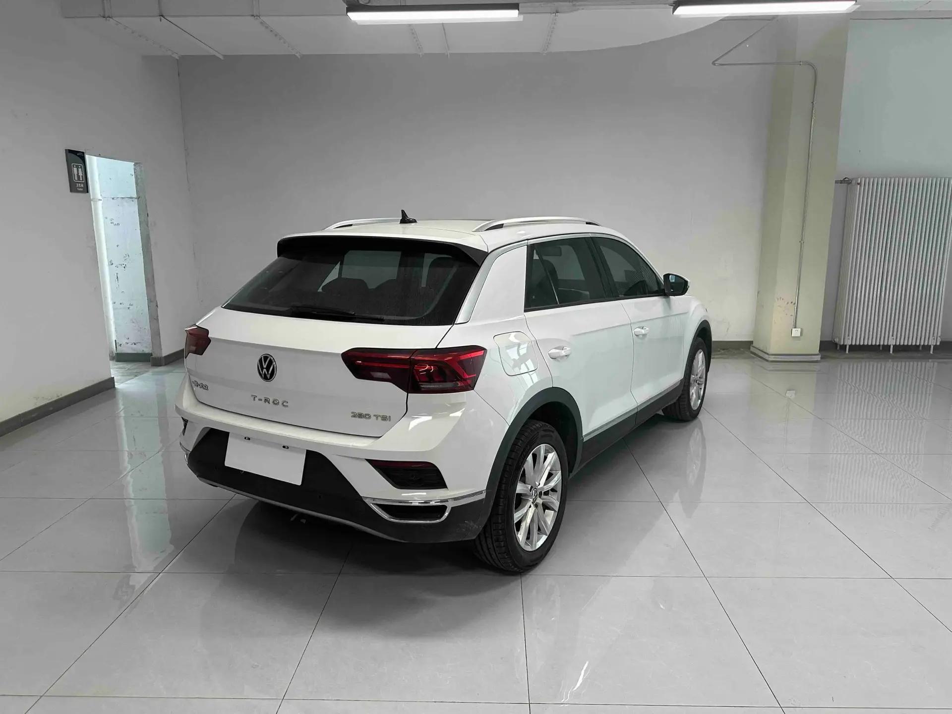 T-ROC Tange 2022 280TSI DSG Two-Drive Elite PLUS 6