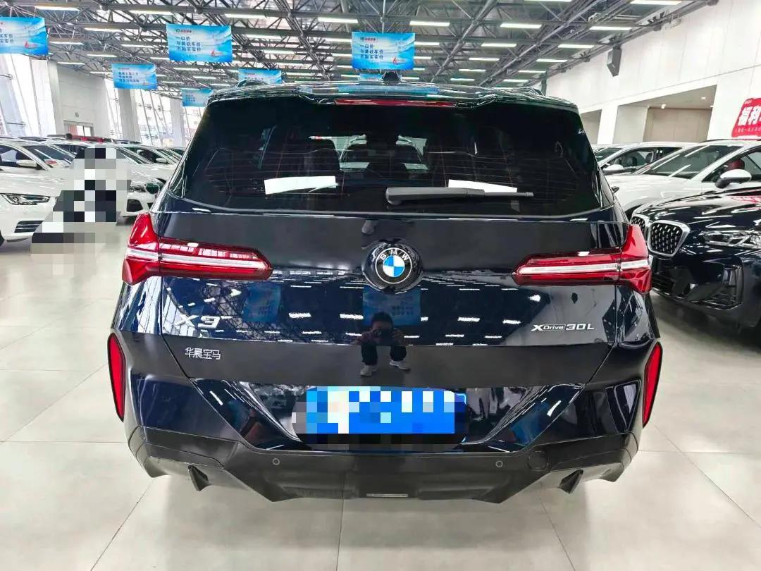 BMW 2026 X3 xDrive30L 2.0T Leading M Sports Obsidian Night Suit Automatic Gear 4