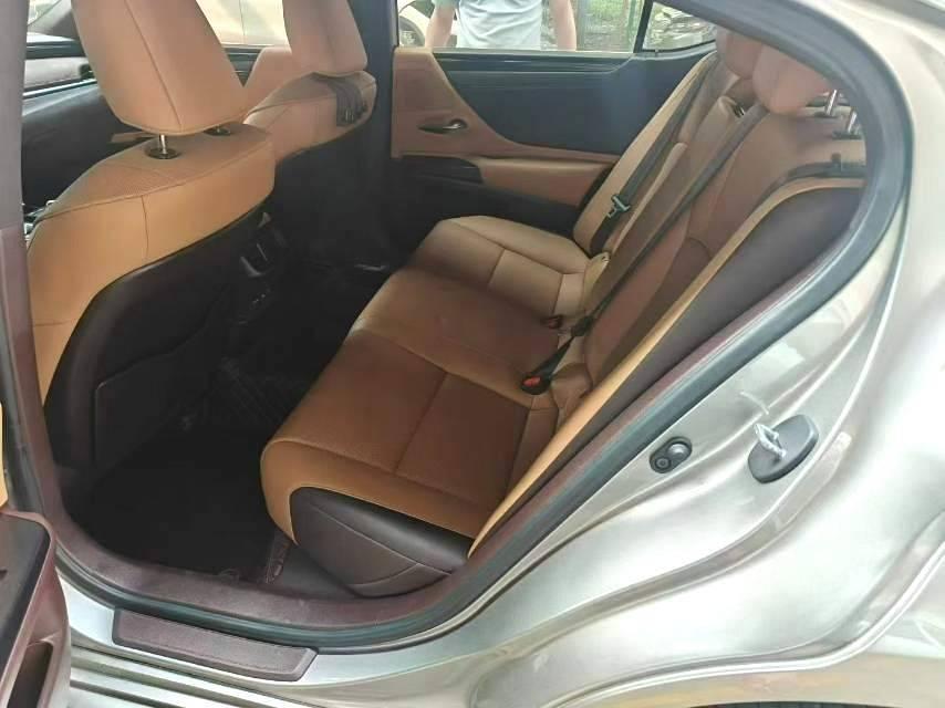 Lexus ES 2020 200 Excellence Edition 8