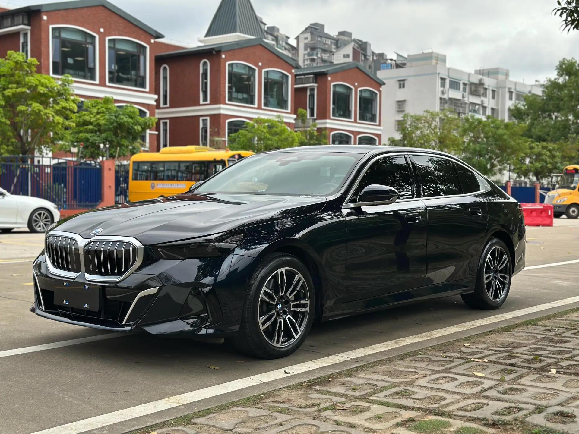 BMW 5 Series 2024 Model 530Li 48V 2.0T Luxury M Sport Package Automatic
