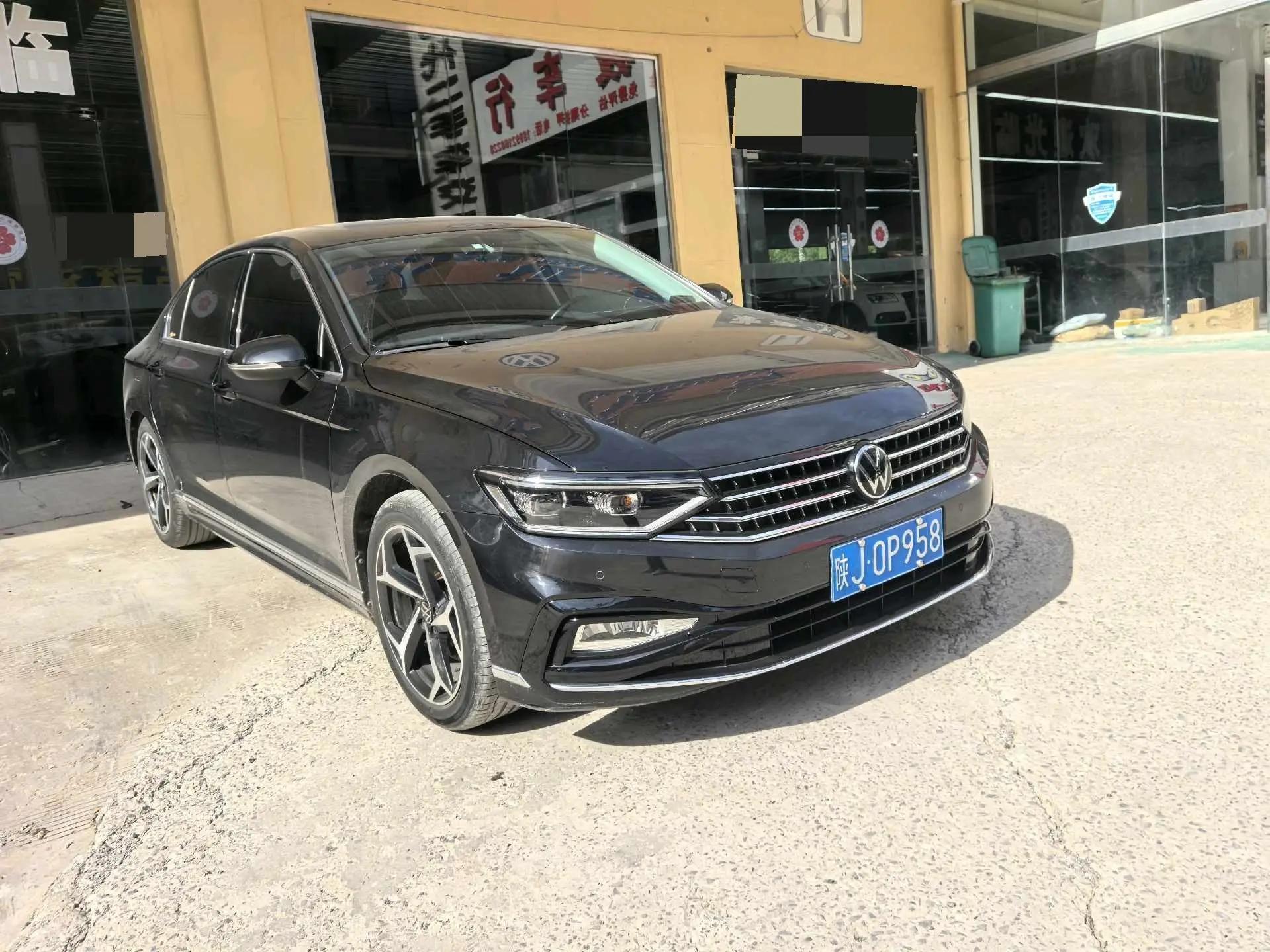 Volkswagen 2023 Magotan 2.0TSI 330TSI 2 Million Units Commemorative Edition Leading Model Automatic 3