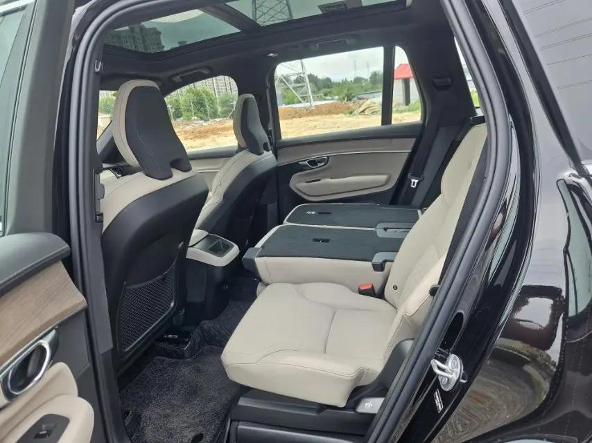 Volvo XC90 (Imported) 2025 XC90 48V 2.0T B5 Zhixing Deluxe Edition 5-seat Automatic Gear 6