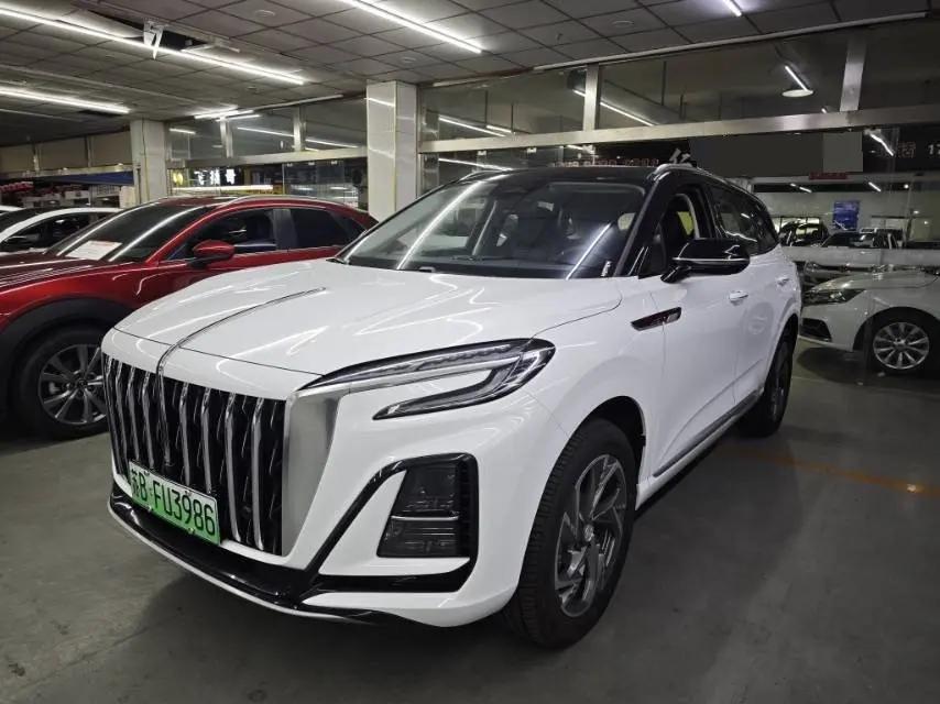 Открыть галерею: HongQi 2025 HS3 PHEV 1.5T 117km Strong Edition Automatic Gear