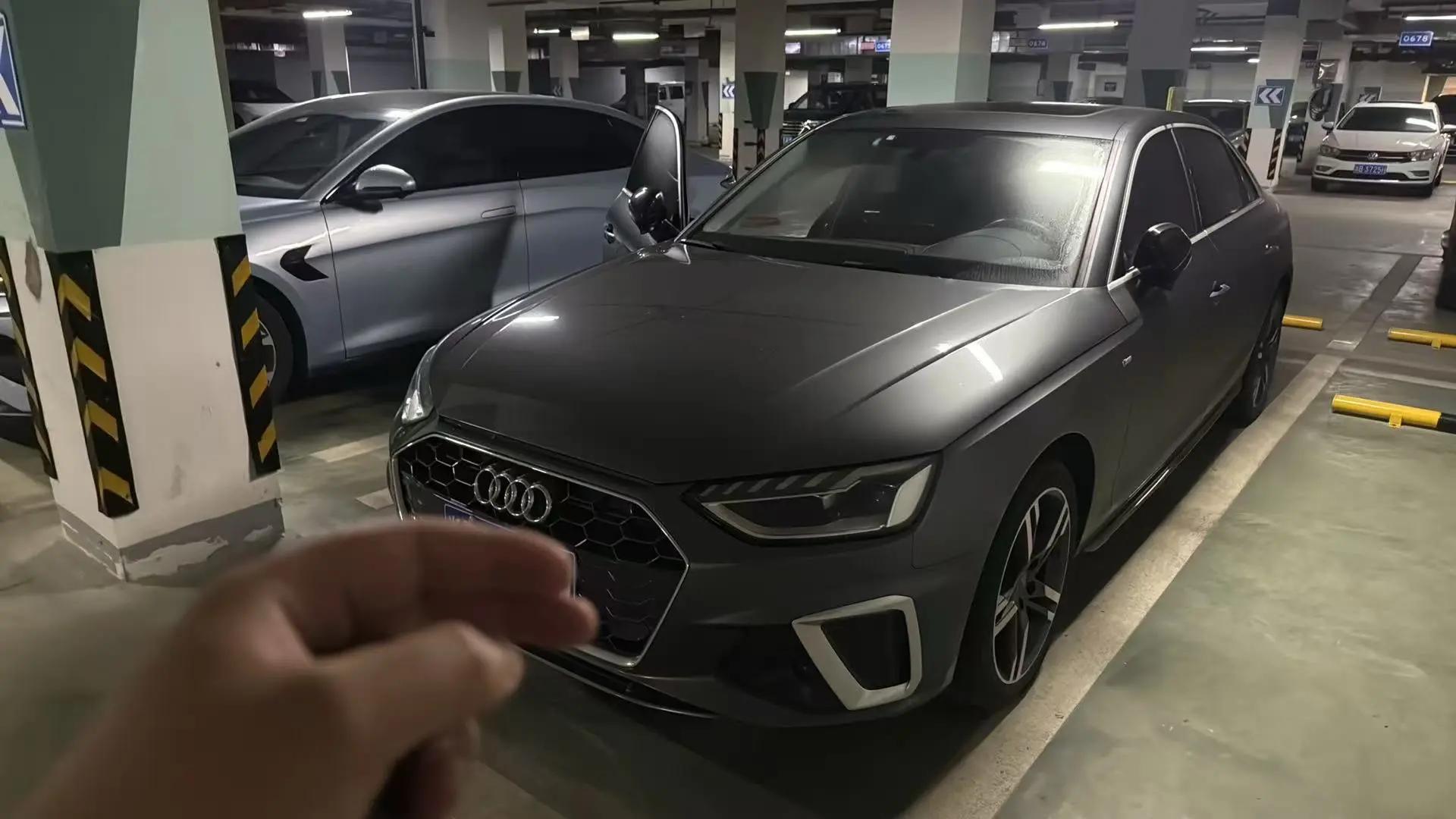 Audi A4L 2020 40 TFSI Deluxe Dynamic