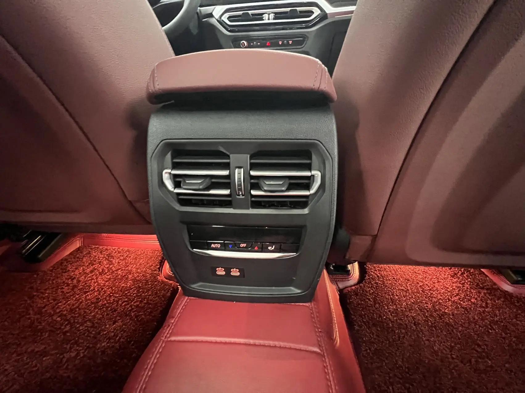 BMW 3 Series 2023 model 320Li M Sport Package 12