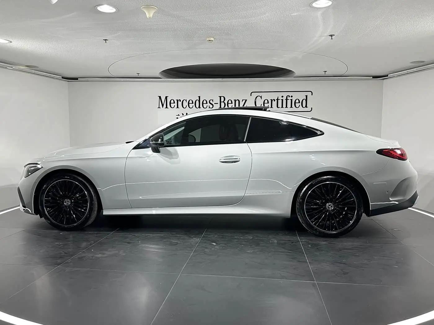 奔驰 CLE(进口) 2024款 CLE 300 4MATIC Coupe 48V 2.0T 豪华型 自动挡 2