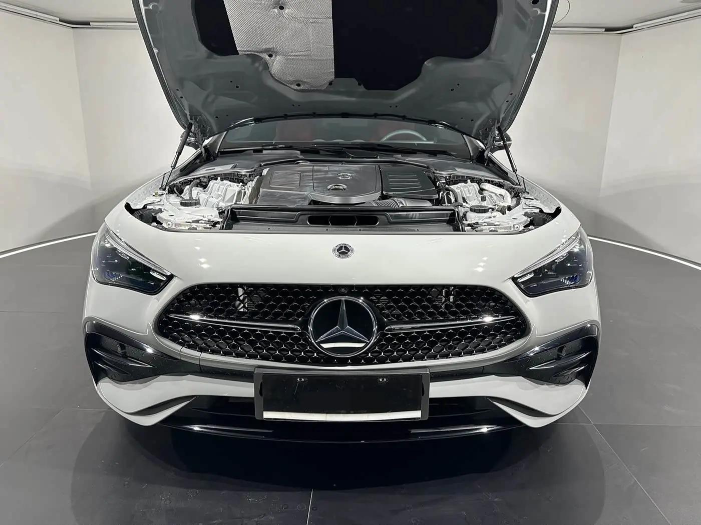 奔驰 CLE(进口) 2024款 CLE 300 4MATIC Coupe 48V 2.0T 豪华型 自动挡 5