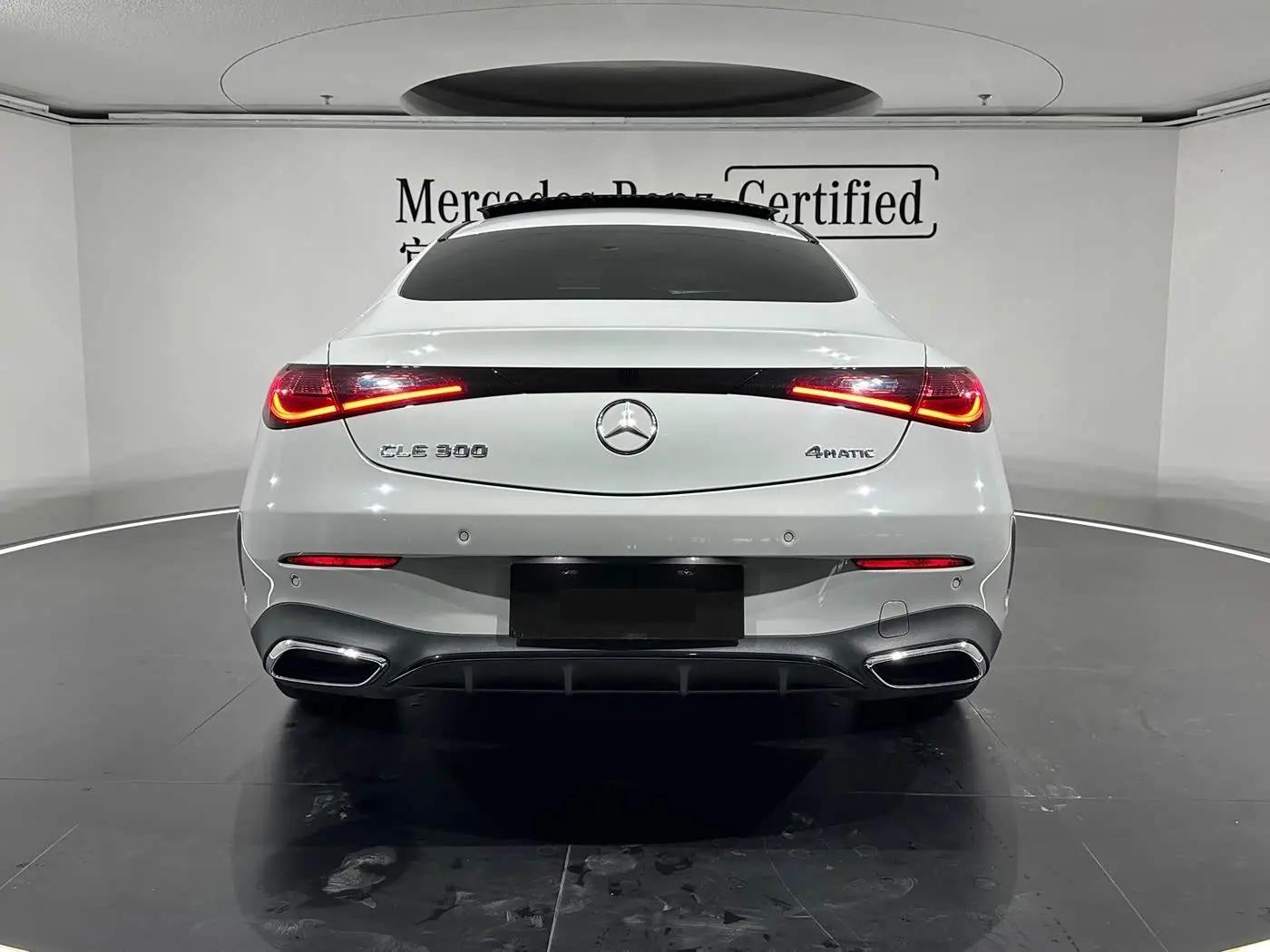 奔驰 CLE(进口) 2024款 CLE 300 4MATIC Coupe 48V 2.0T 豪华型 自动挡 6