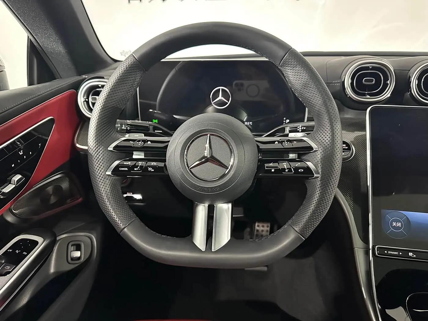 奔驰 CLE(进口) 2024款 CLE 300 4MATIC Coupe 48V 2.0T 豪华型 自动挡 9