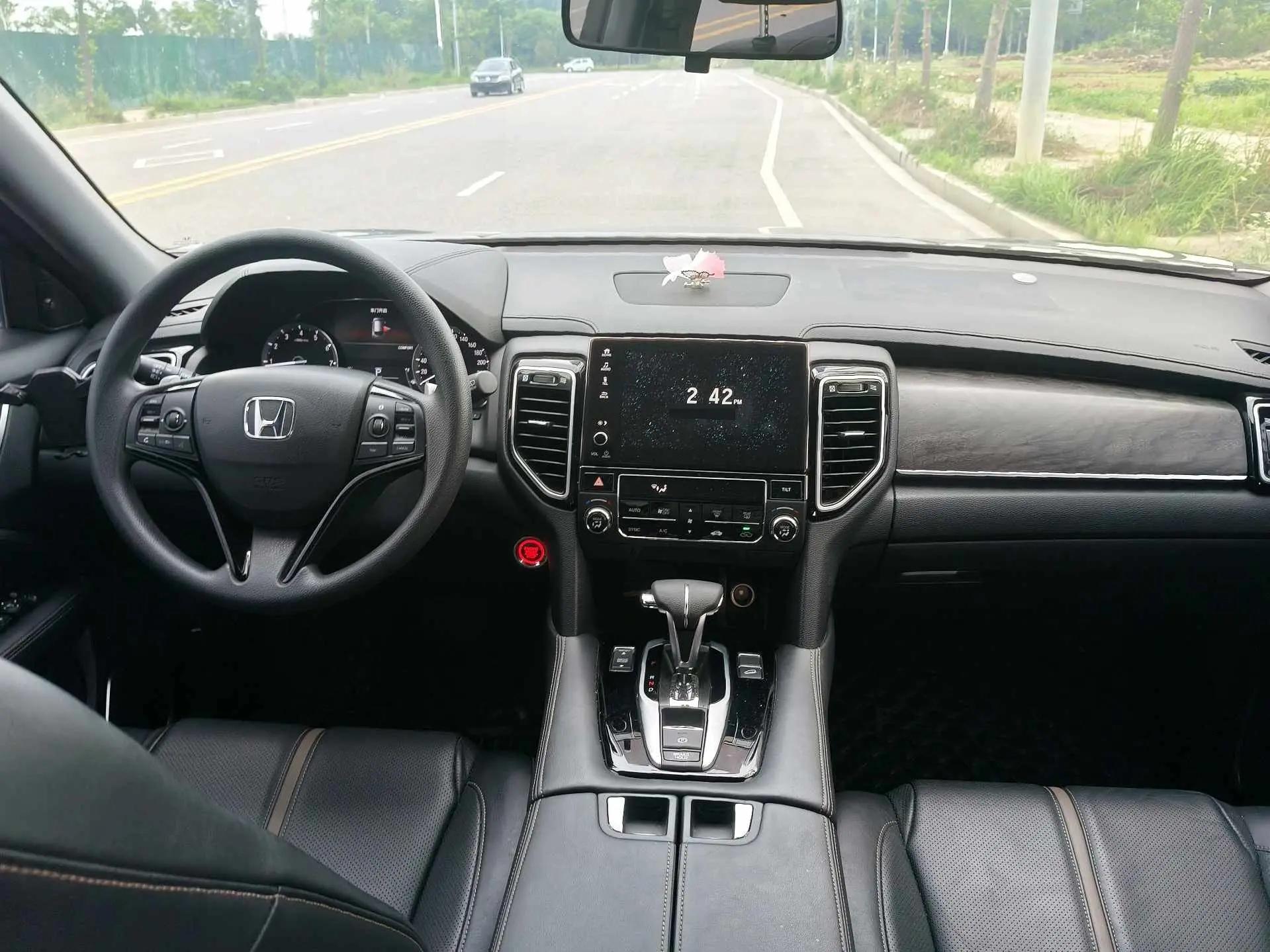 Honda UR-V 2020 240TURBO Two-Drive Pleasure Edition 5
