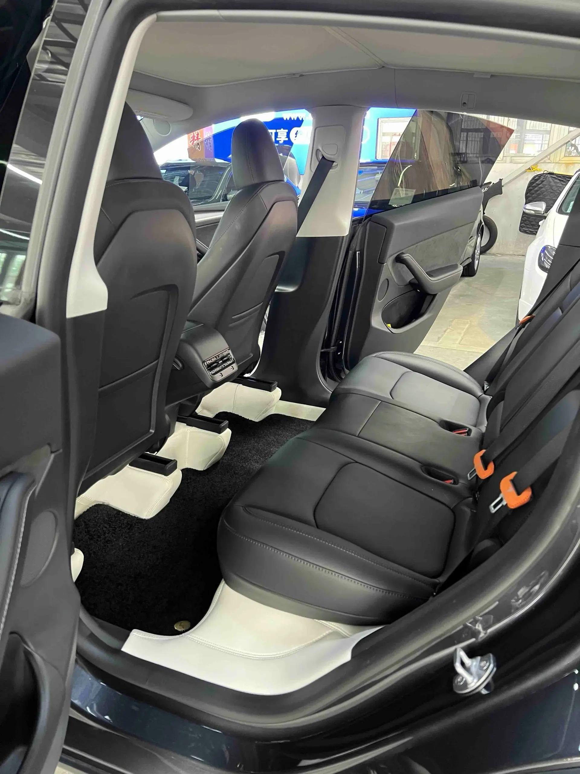 Model Y 2024 rear-wheel drive version 10