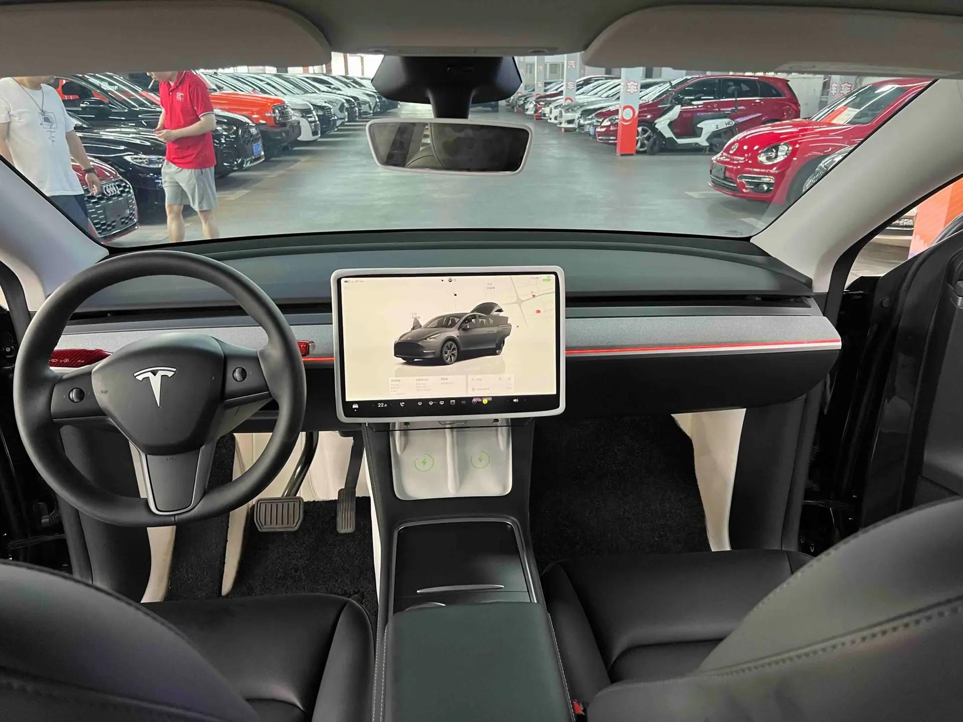 Model Y 2024 rear-wheel drive version 13