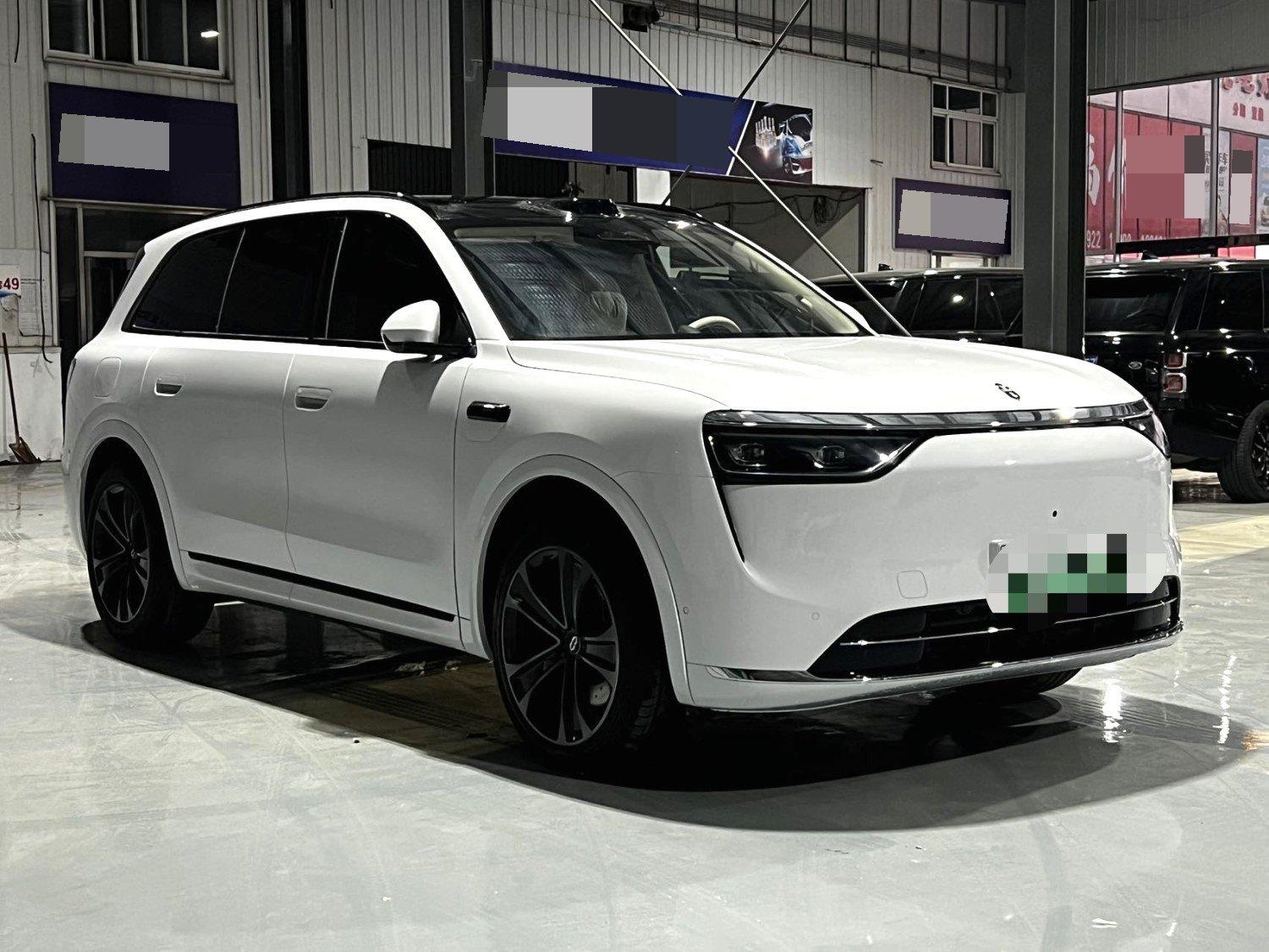 AITO M8 2025 extended range Max version 53.4kWh 5-seat version 3