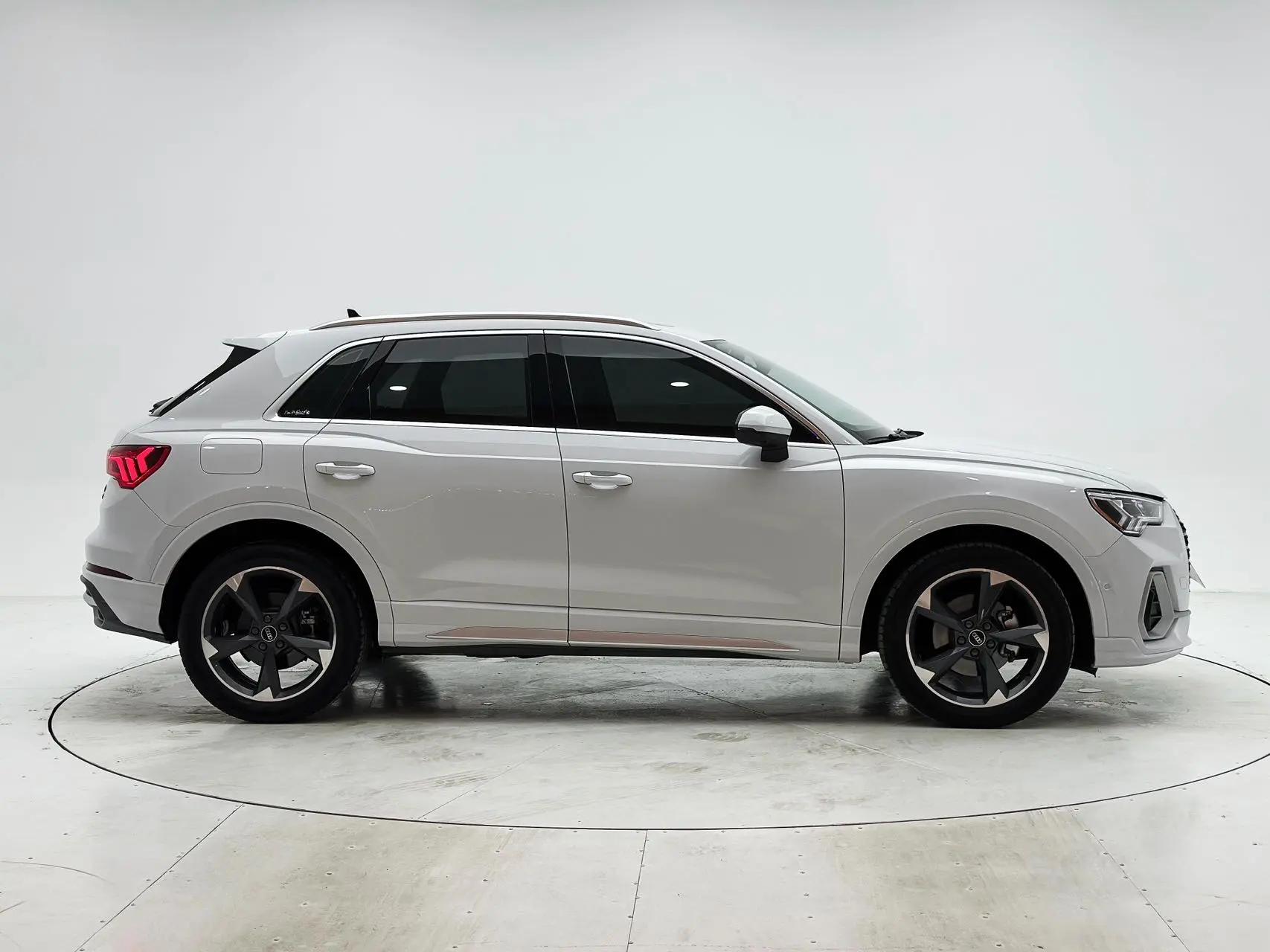 Audi 2023 Q3 1.4TFSI 35TFSI Stylish Dynamic Edition Automatic 9