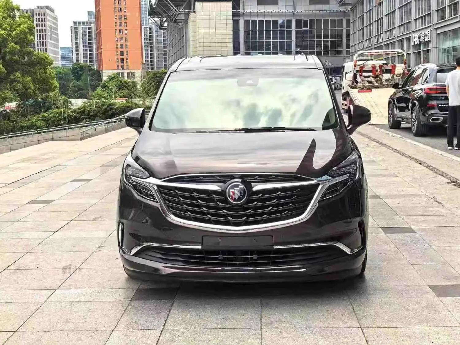 Buick GL8 2021 ES Land Business 653T Prestige Model 3