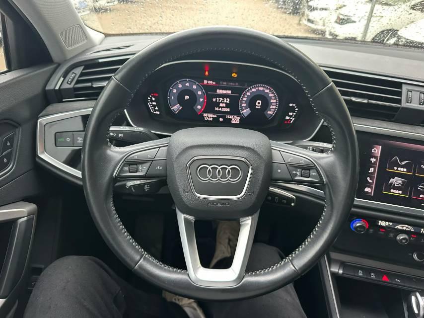 Audi Q3 2021 35 TFSI Enterprising Dynamic 8