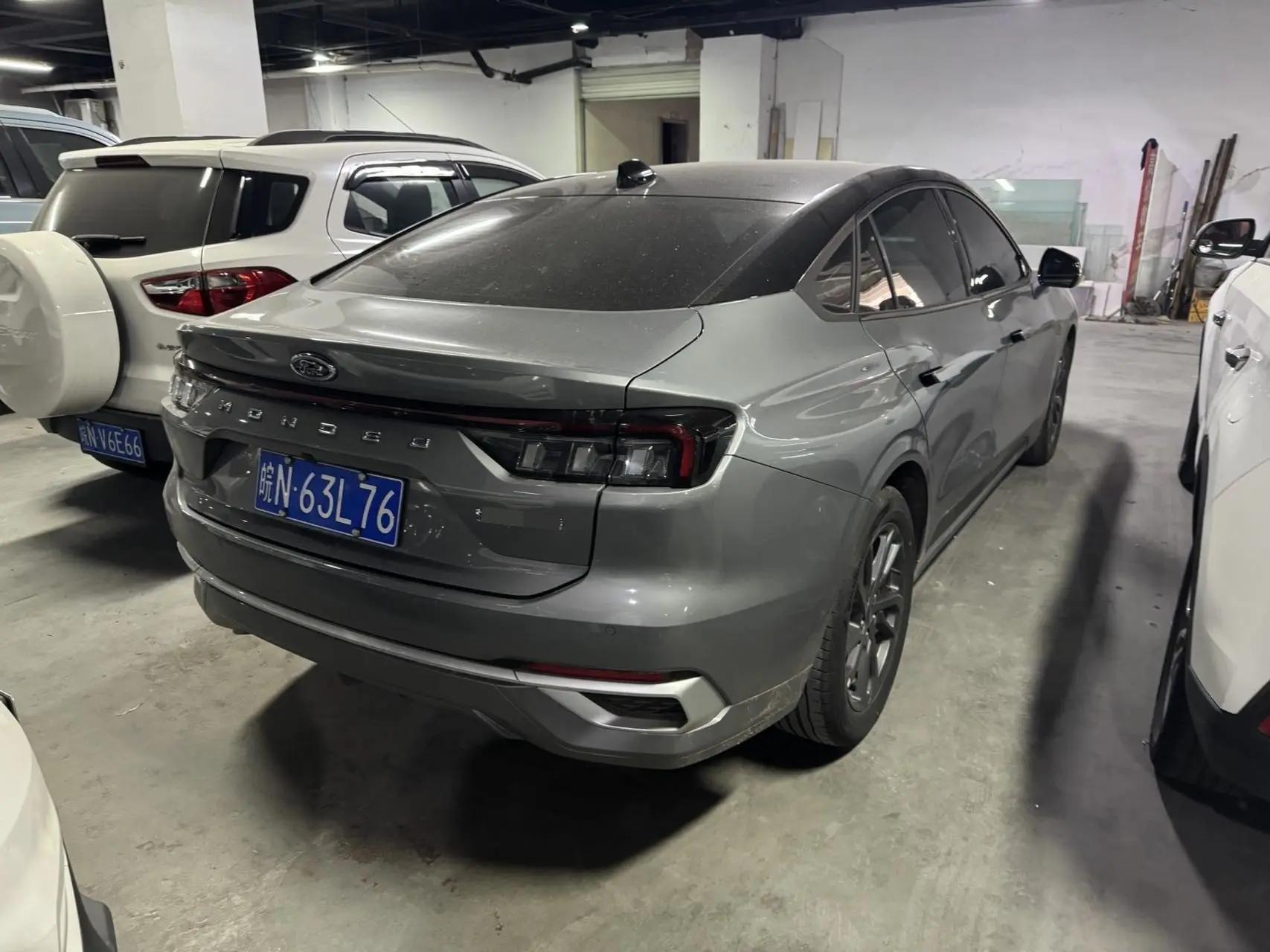 Ford 2025 Mondeo 2.0T EcoBoost Luxury Automatic 5