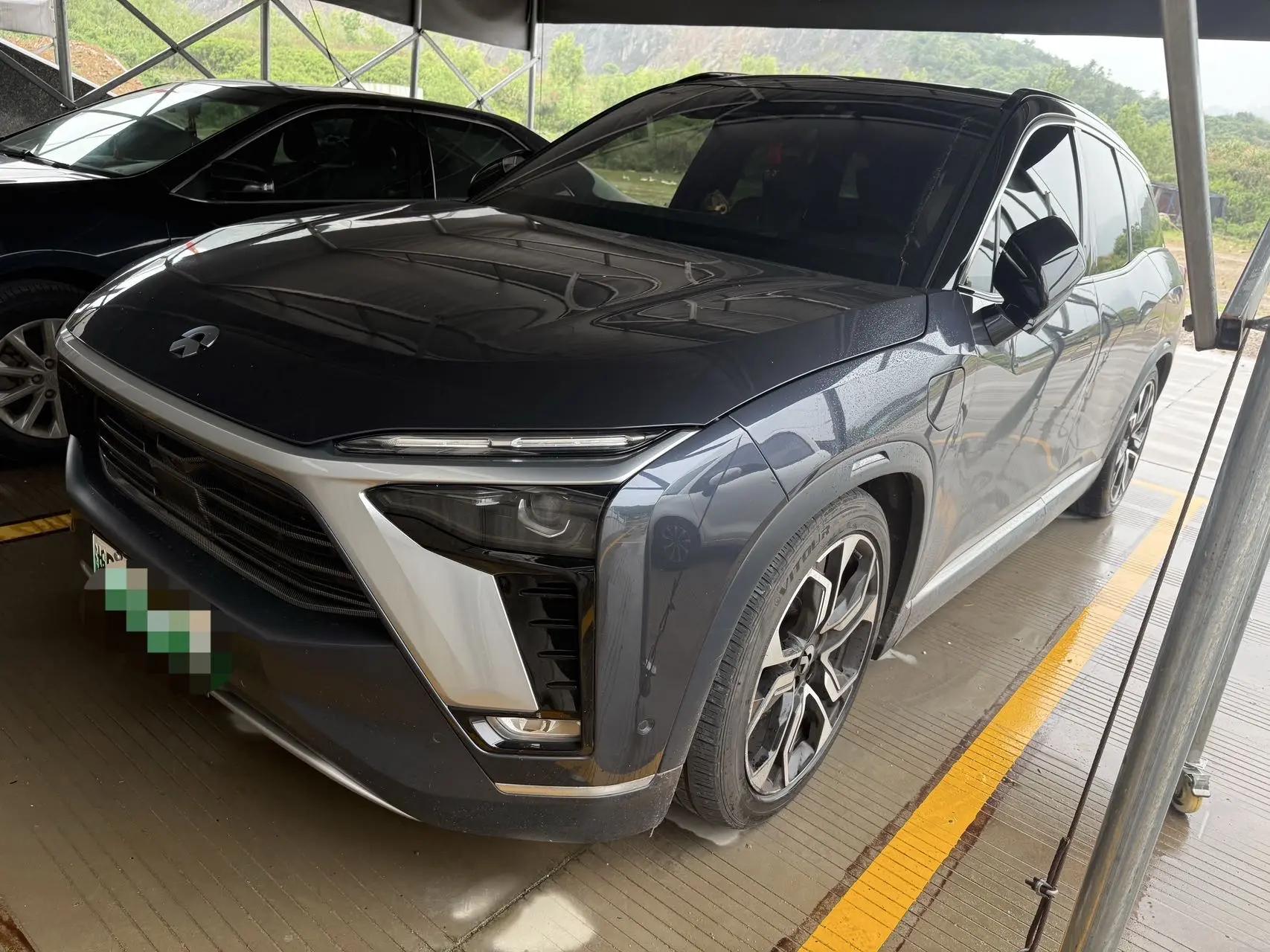 NIO ES8 2022 100kWh six-seat version