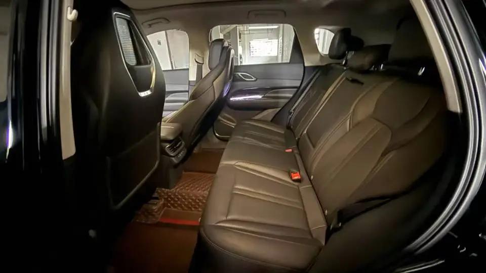 HongQi 2025 HS3 PHEV 1.5T 117km Strong for PLUS Edition Automatic Gear 7