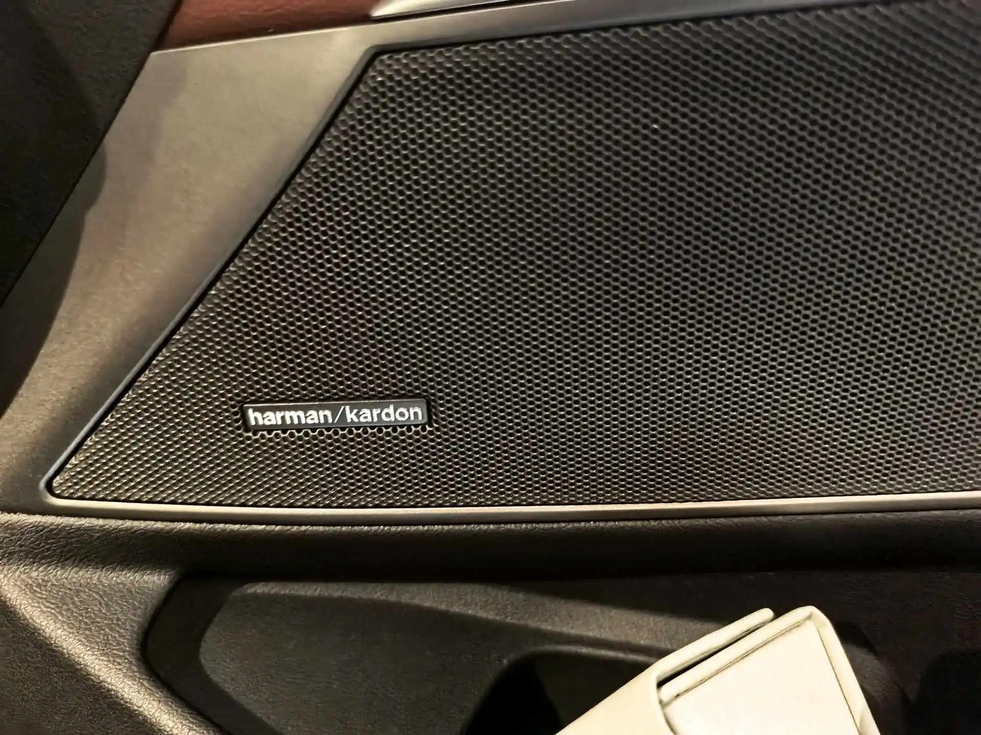 BMW 3 Series 2023 325Li M Sports Night Suit 7