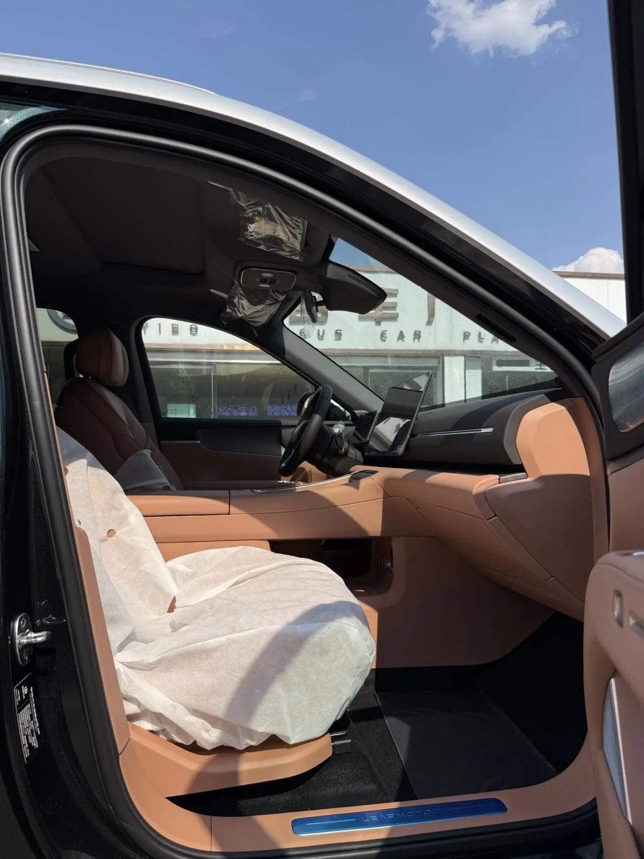 Leapmotor 2026 D 19 500 Zhizun Edition 6-seat Automatic Gear 8