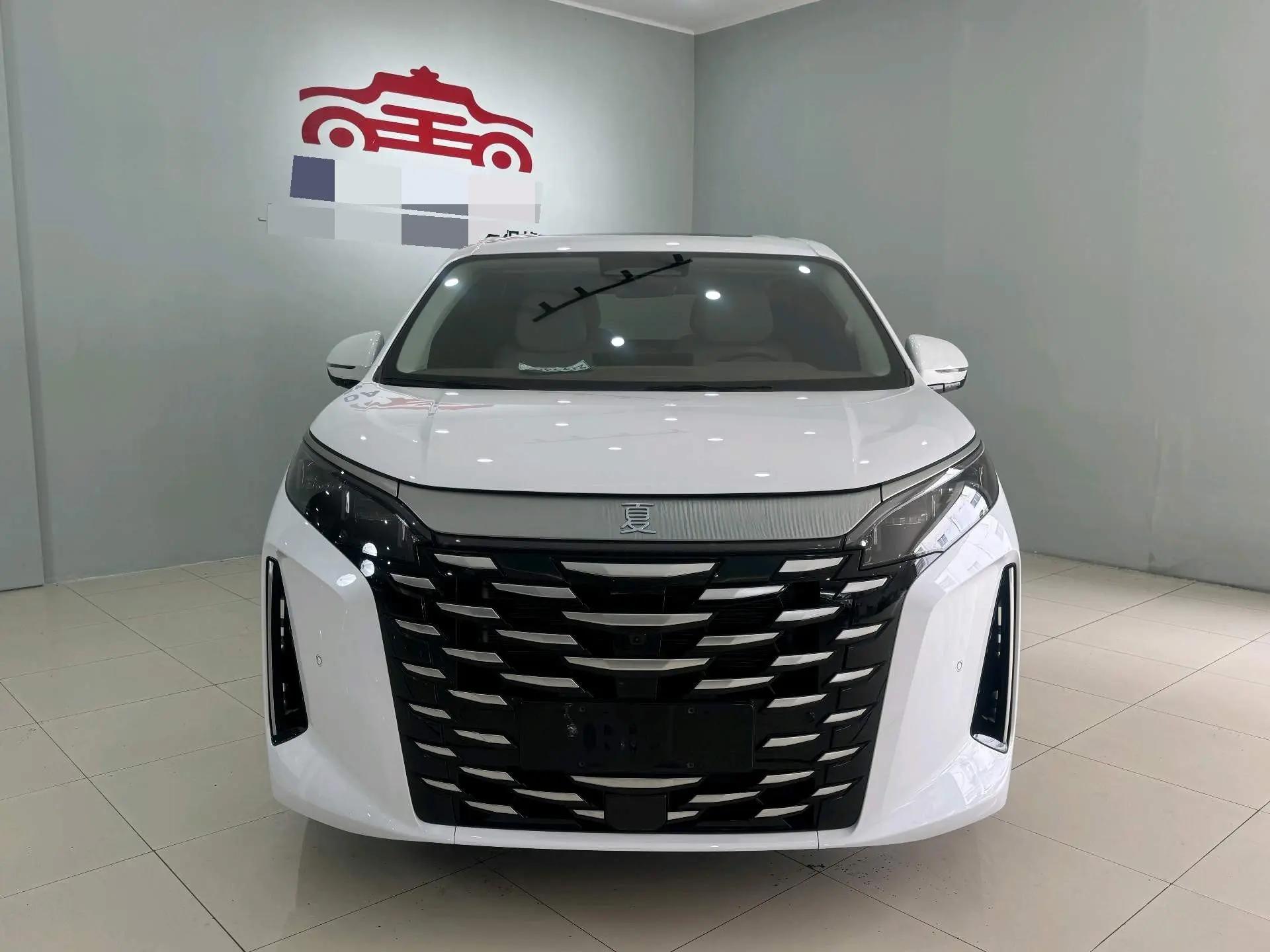 BYD 2025 Model Xia DM-i 1.5T CVT 180km Exceed Version Automatic 3