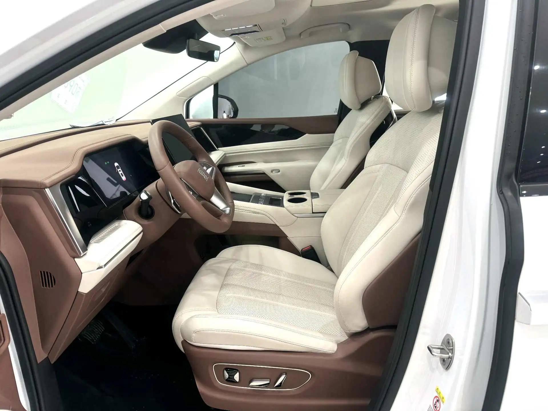 BYD 2025 Model Xia DM-i 1.5T CVT 180km Exceed Version Automatic 4