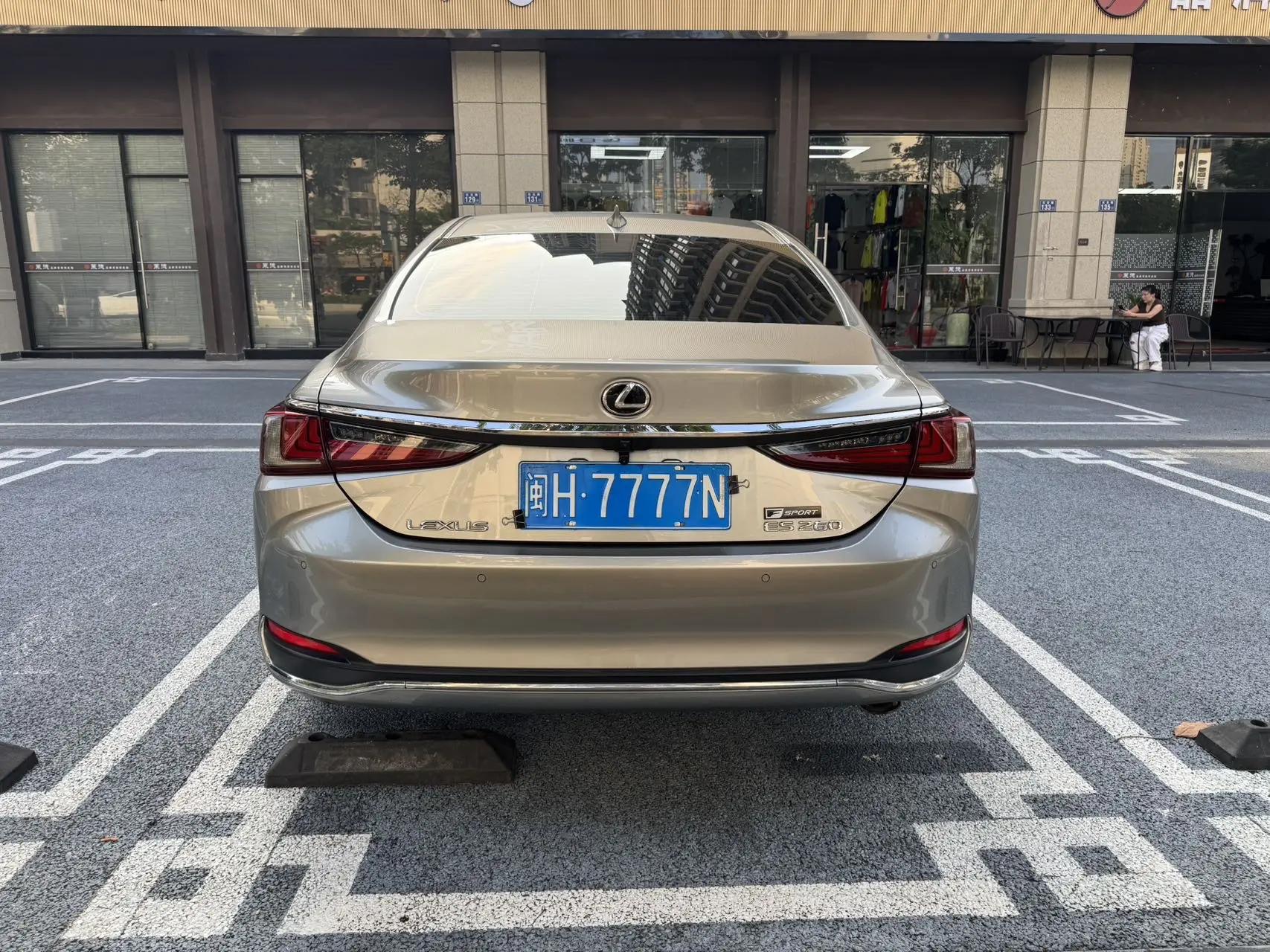 Lexus ES 2020 200 Excellence Edition 5