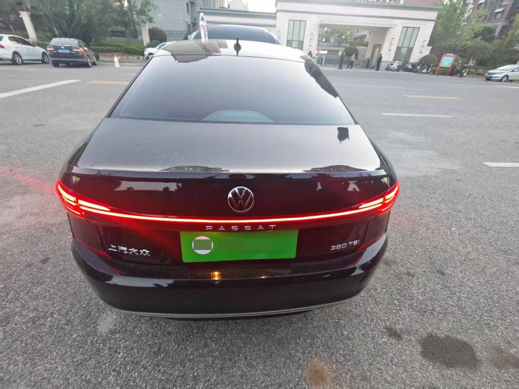 Volkswagen 2025 Passat 2.0TSI 380TSI Subut Longteng Edition Automatic Gear 3