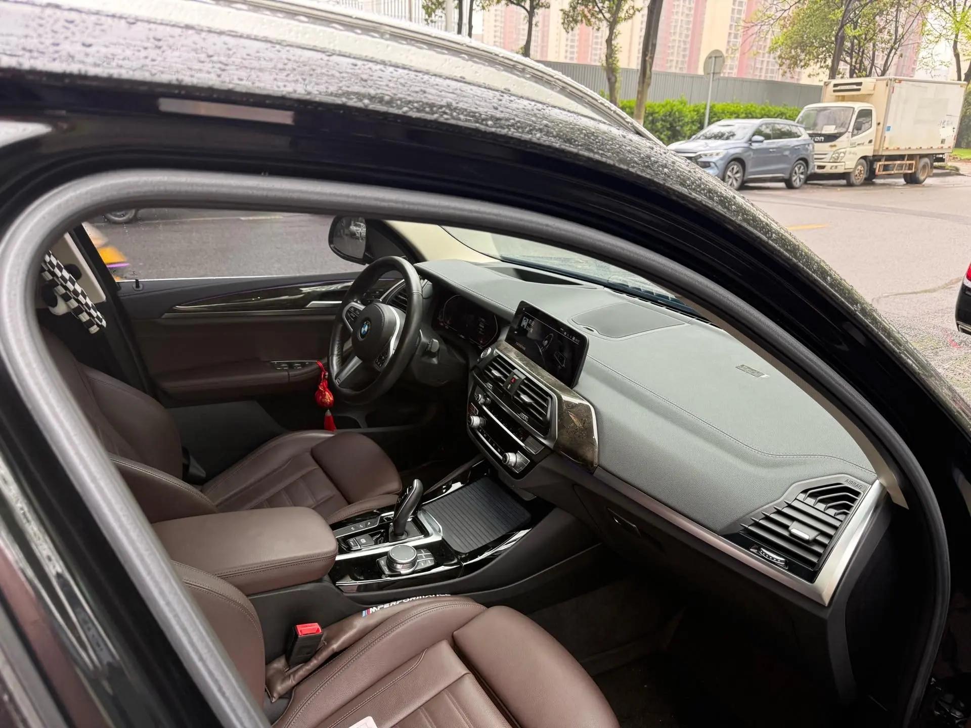 BMW X3 2021 xDrive30i Leading M Sports Suit 5