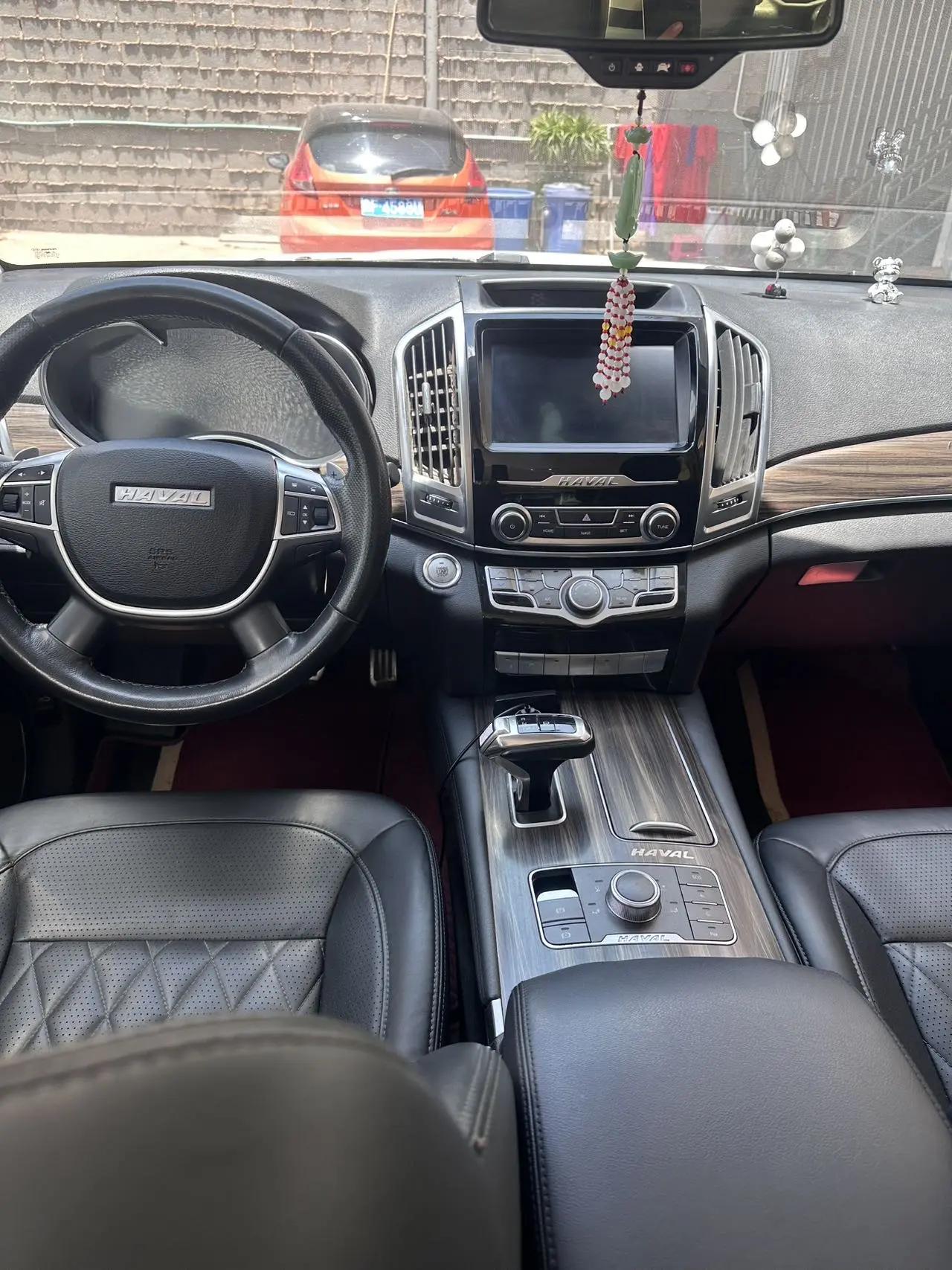 Haval H9 2020 2.0T Gasoline Four-wheel Drive Comfortable 7 Seat 7