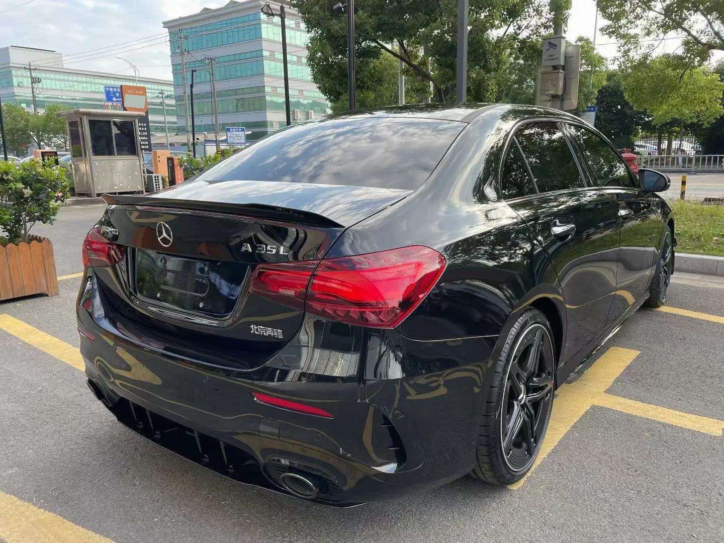 Mercedes Benz Class A AMG 2025 A 35 L AMG 4MATIC 48V 2.0T automatic gear 3