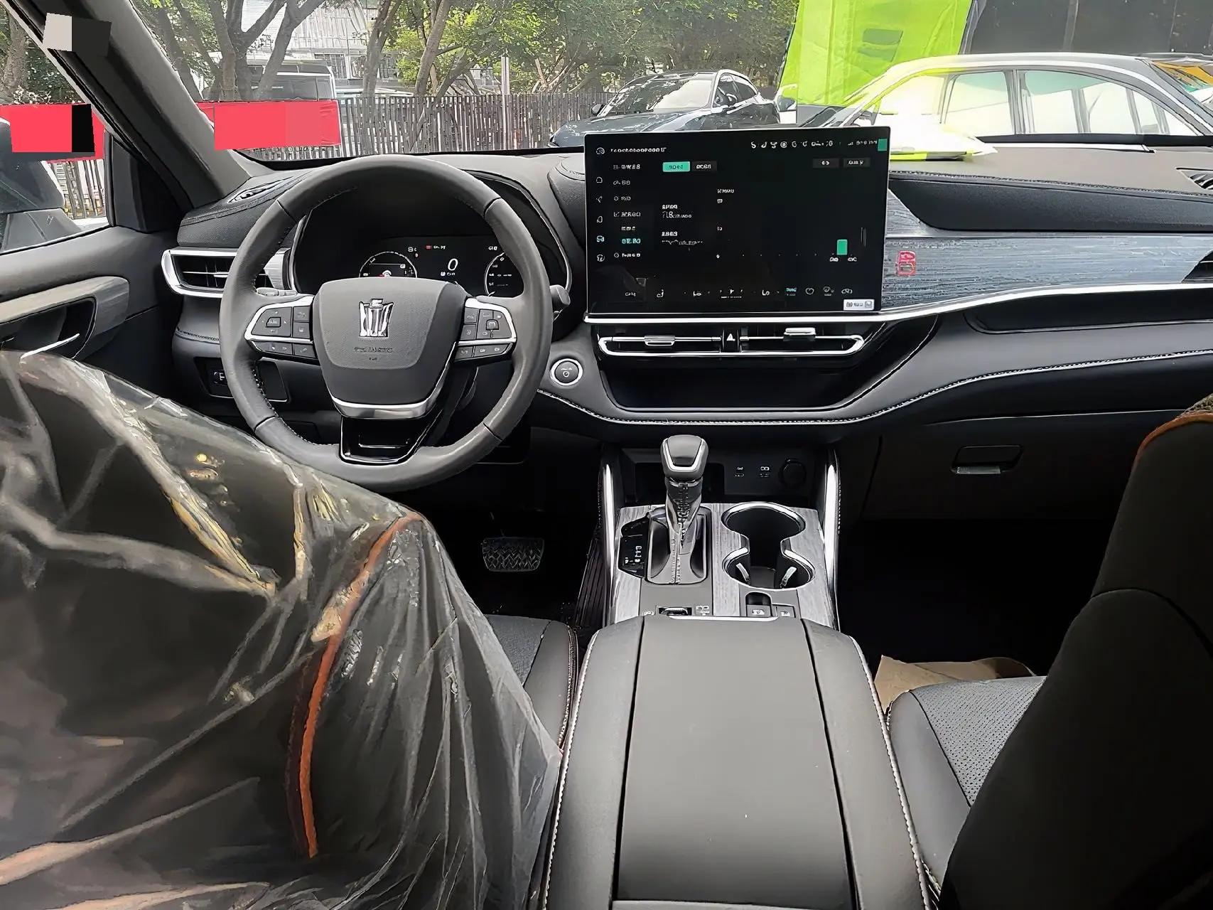 Toyota 2026 Crown Land Release HEV 2.5 Stepless Four-wheel Drive Premium Edition Automatic Gear 5
