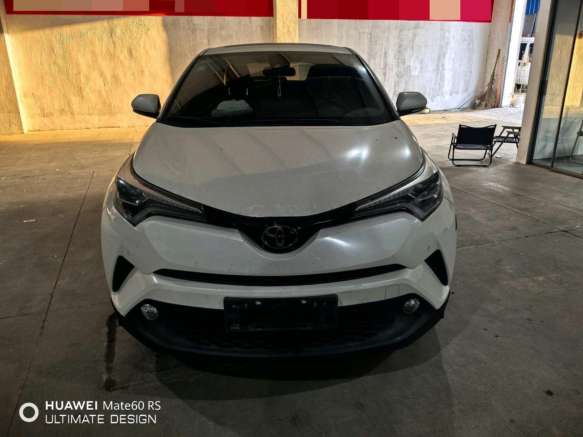 Toyota C- HR 2020 2.0L Deluxe Edition 2