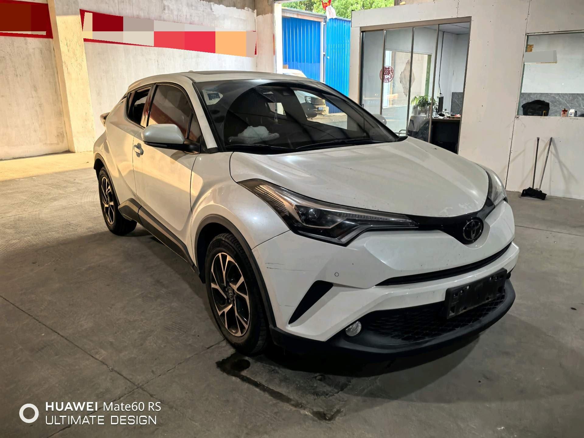 Toyota C- HR 2020 2.0L Deluxe Edition 3