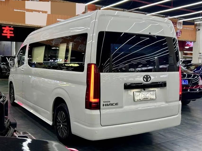 Toyota Sea Lion (Imported) 2021 Automatic Gear 12