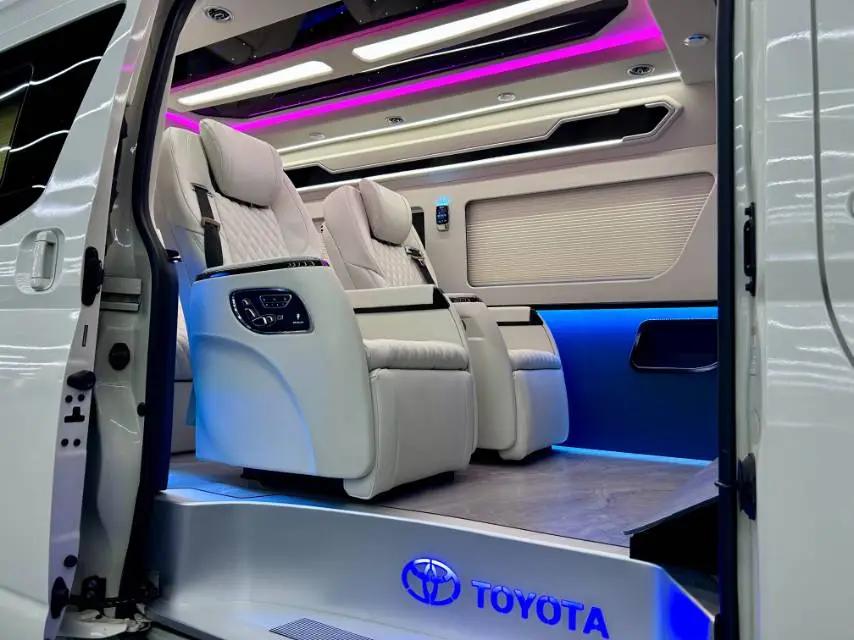 Toyota Sea Lion (Imported) 2021 Automatic Gear 6