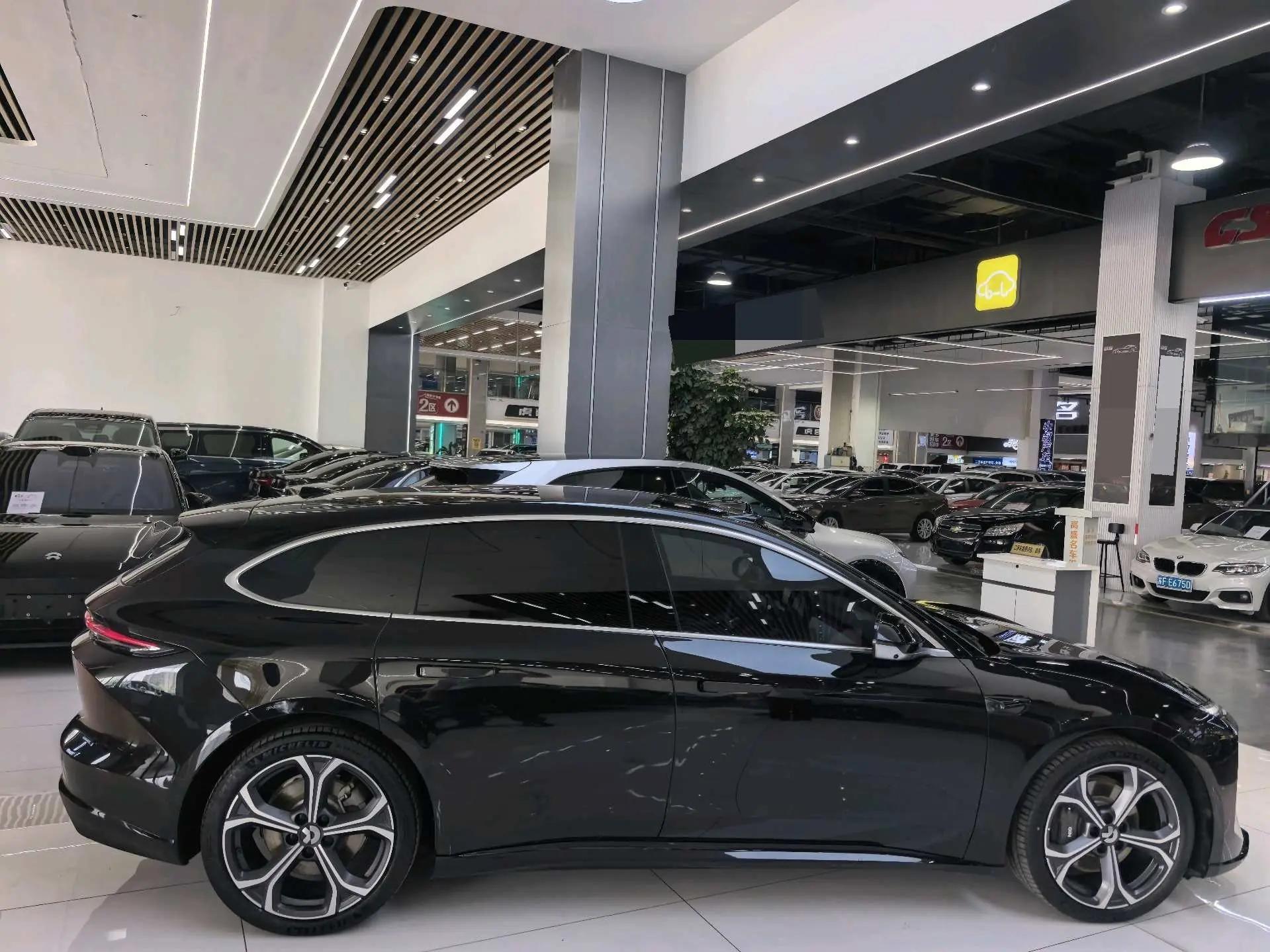 NIO 2025 ET5T 75kWh Touring automatic 19