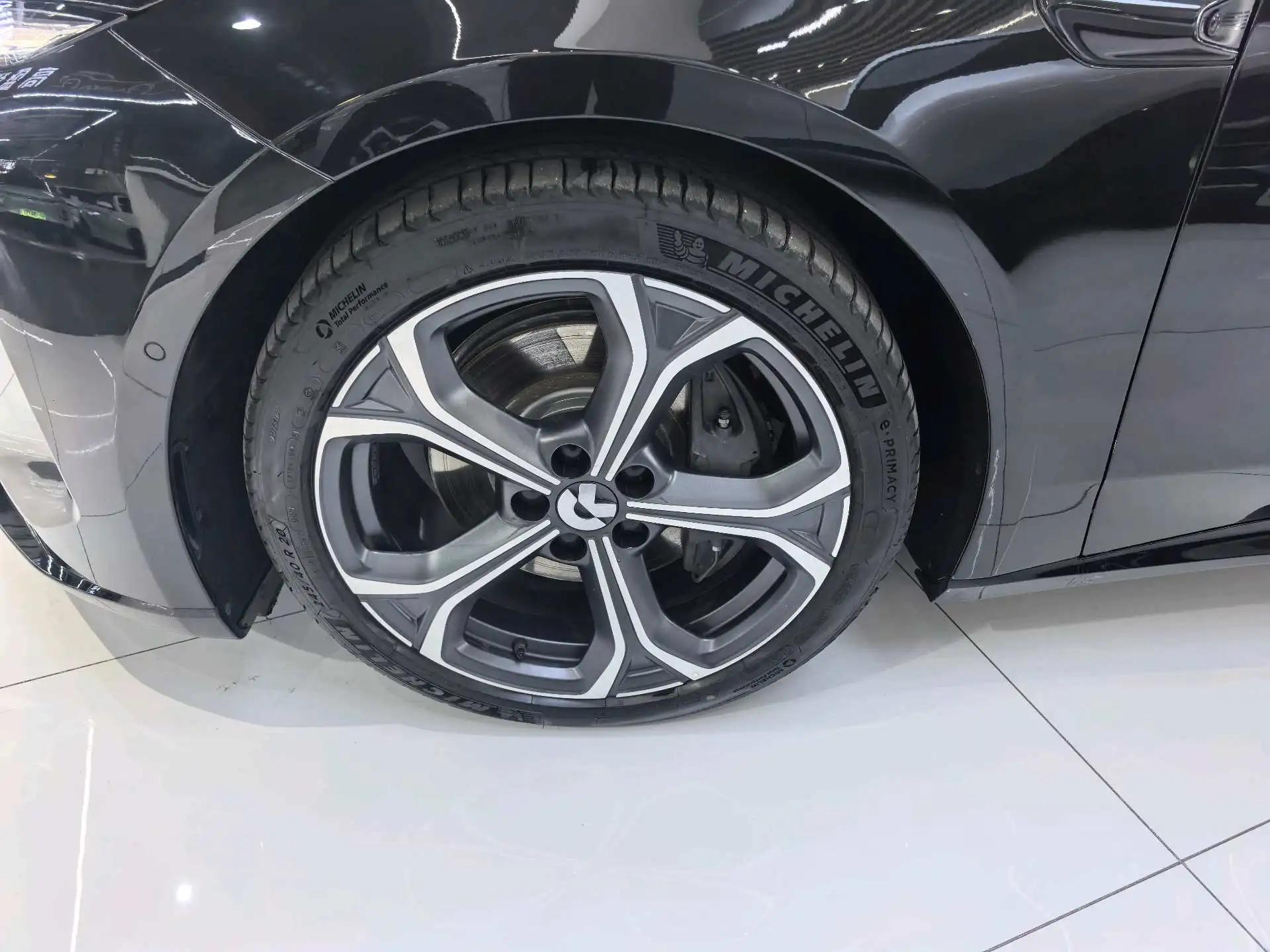 NIO 2025 ET5T 75kWh Touring automatic 4