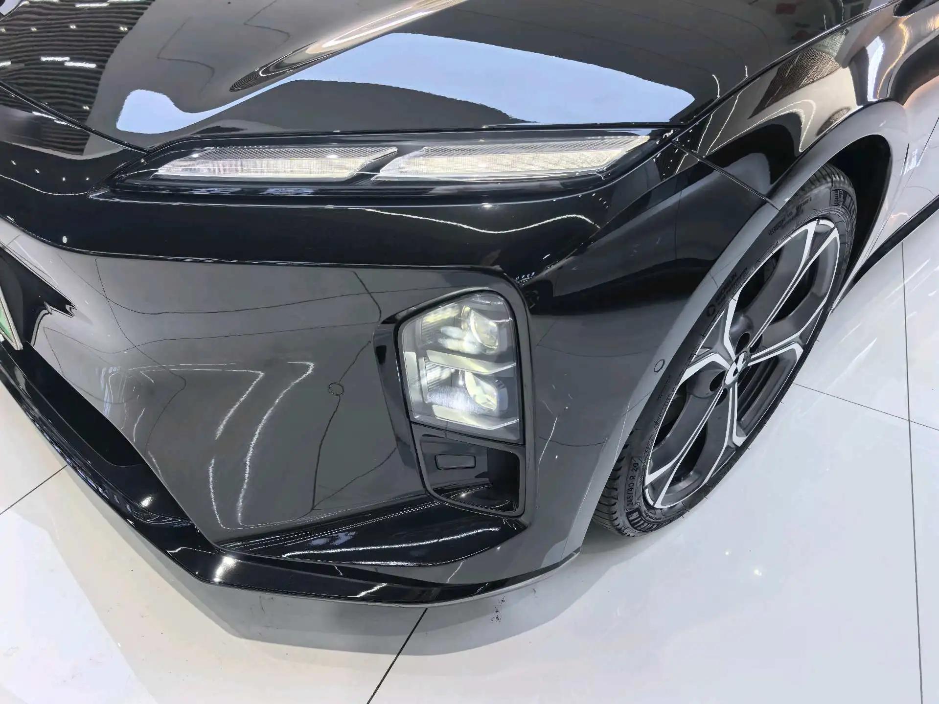NIO 2025 ET5T 75kWh Touring automatic 5